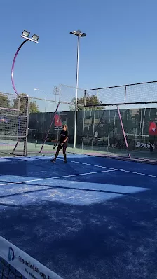 ملاعب بادل الإتحاد