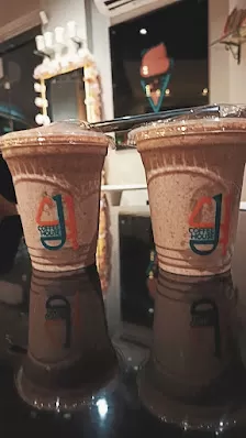 ELK Coffee House إلك كوفي هاوس