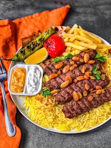 شاورما ومشاوي عدنان المداهنه