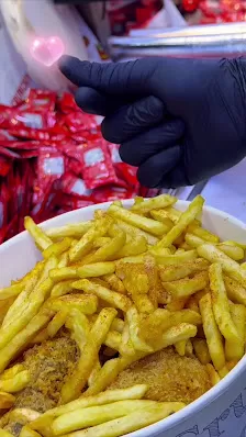 مطعم شاورما مكس