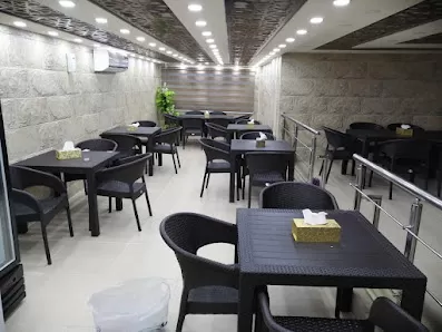 شاورما و كوكتيل الحريف