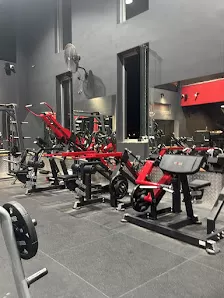 REDS GYM ردز جيم