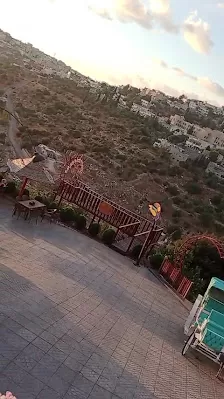 مطاعم وادي الضباب السياحية