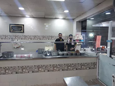 مطعم فريد