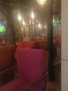 ليوماك كافيه - LeoMak Cafe & Restaurant