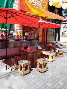 قرية العصائر