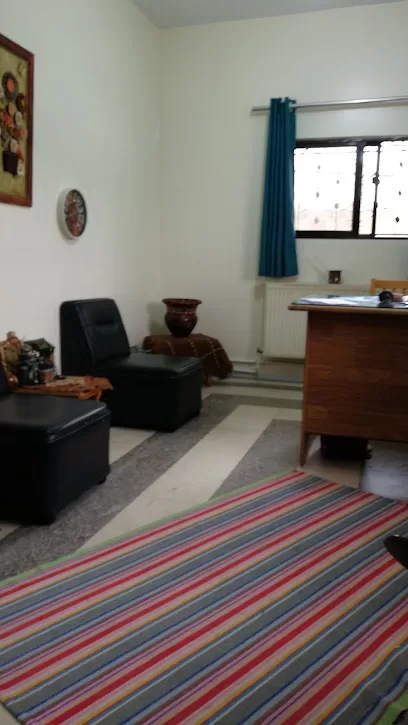 مركز تنمية المجتمع المحلي العيص