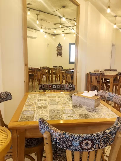 Al Tanoor Restaurant مطعم التنور