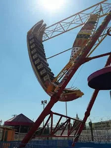 حدائق ومطاعم باب عمان الترفيهية