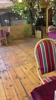 Tallo Hbabna Restaurant مطعم ومقهى طلوا احبابنا
