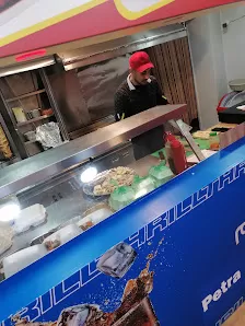 مطعم البترا