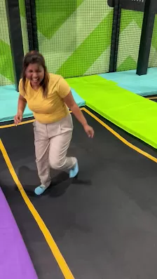 زمبرك ترامبولين بارك الزرقاء