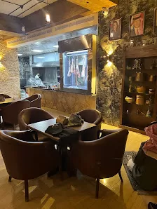 مقهى خيمه دير القمر دابوق