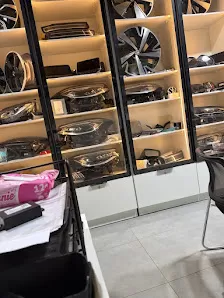مركز تطبيق معاك لصيانة السيارات