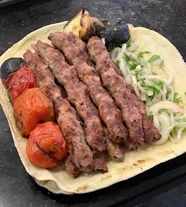 مطعم على كيفك المركزي