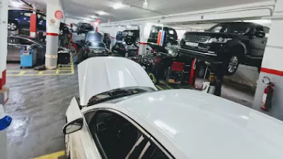 AutoHub Service Center - الفرع الرئيسي