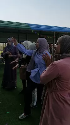 مدرسة اكاديمية القمة الدولية-ايدون