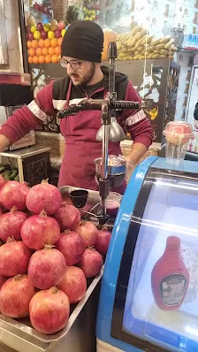 رمان وتوت للعصير