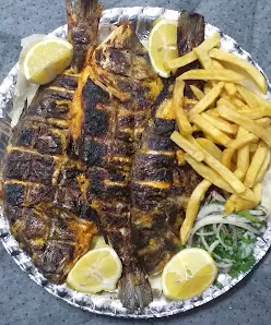 مطعم وشاورما زاكي