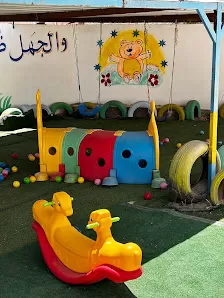 روضة طريق النحل النموذجية