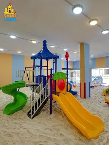 ارض الرمال - Sand Land