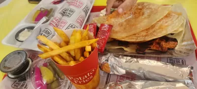 مطعم فحم وصاج