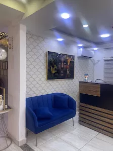 عيادات الرويال للجلدية والتجميل والليزر
