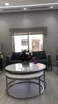 Dr. Zainab Albanna Clinic (The Tulip Clinic) عيادة الدكتورة زينب البنا للأمراض الجلدية والتناسلية و الليزر