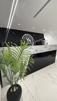 عيادات ينال العيسى للتجميل