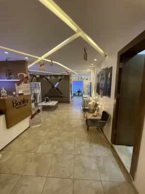 عيادات بونيتا للتجميل