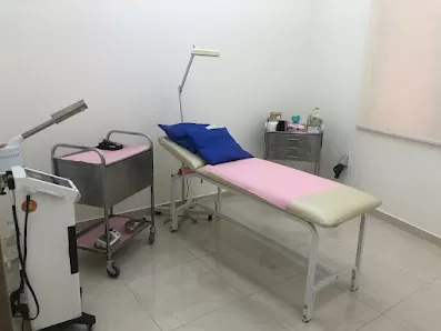 مركز فانسي للجلدية والتجميل