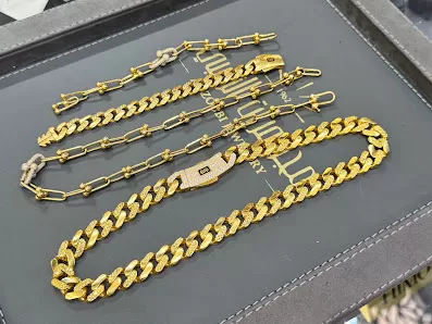 مجوهرات الزعبي