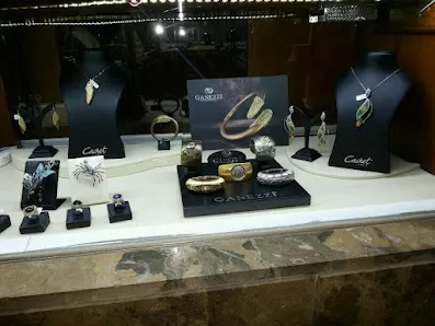 Cachet Jewels