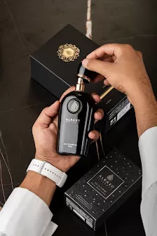 الرائد للعطور