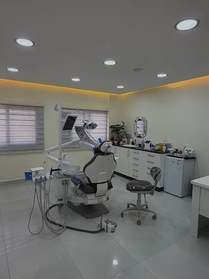 عيادة الدكتورة اسراء درويش طب وجراحة الفم والأسنان