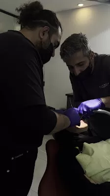 عيادة الدكتور فارس القعدان لطب و جراحة الفم و الاسنان