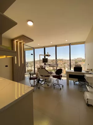 عيادة لومينا لطب وجراحة الفم والأسنان