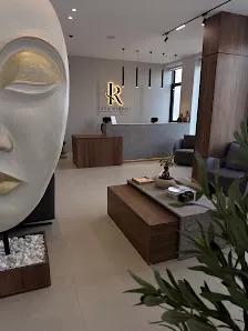 عيادة الدكتور عيسى الريحاني اخصائي جلديه و تناسليه والتجميل الطبي