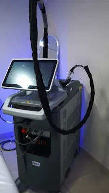 عيادة الدكتوره الاء العجارمة (اختصاصية الامراض الجلدية و التجميل الطبي)