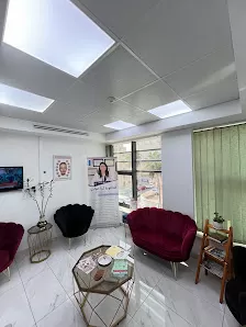 عيادة الدكتورة ثريا حواري إختصاصية الأمراض الجلدية والتجميل الطبي