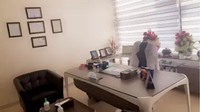 عيادة الدكتورة اسماء العموش
