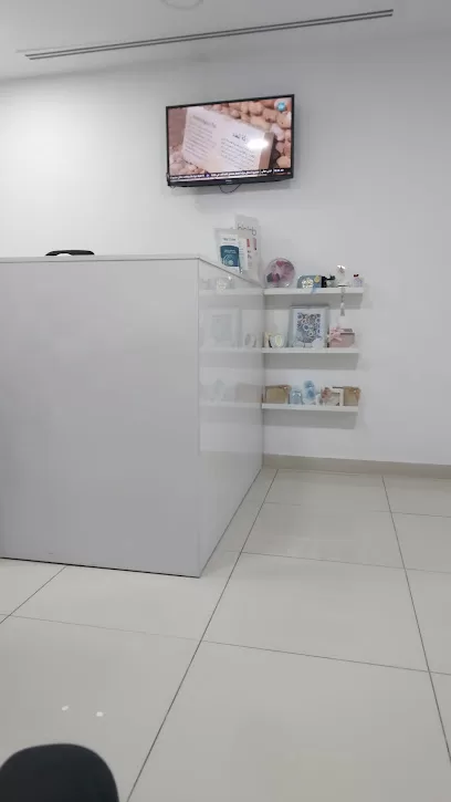 Dr. Dima AlZaghari - Gynecology And Consultant -  - الدكتورة ديمة الزغاري اختصاصية النسائية والتوليد