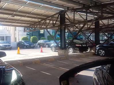 مستشفى العيون التخصصي