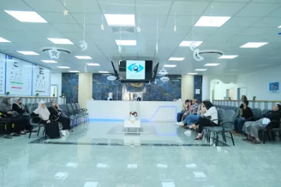 مركز الرؤيا لطب وجراحة العيون