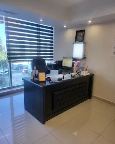 المركز التخصصي لجراحة العظام والمفاصل (د. يوسف هيجاوي)
