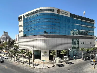 الدكتور بلال أبو زايد أخصائي جراحة الكلى و المسالك البولية / مستشفى الكندي