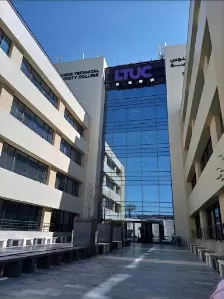 كلية لومينوس الجامعية التقنية " لومينوس لايف بلس "