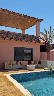 Mobes Resort - منتجع موبص