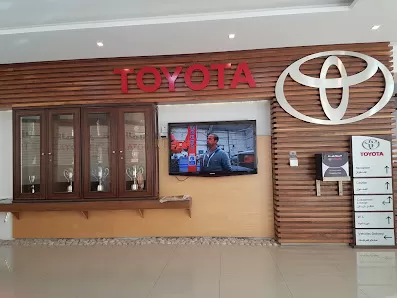 Markazia Toyota Service Center Bayader | مركز صيانة المركزية تويوتا البيادر