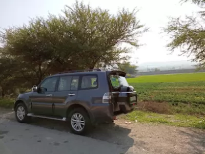 رؤيا لتأجير السيارات السياحية
